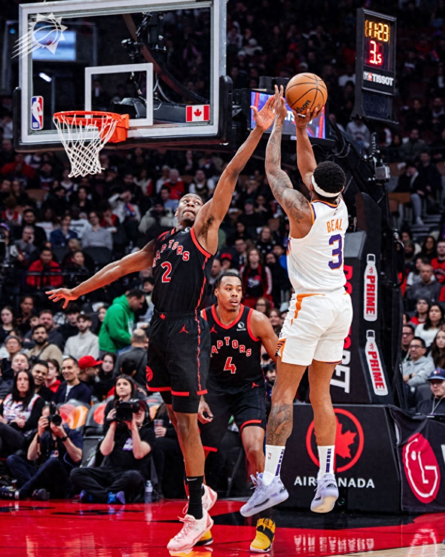 乐鱼体育入口 -多伦多猛龙冲刺阶段单刀错失，志在CBA常规赛名次提升，球迷炸锅，轮换策略成焦点的简单介绍